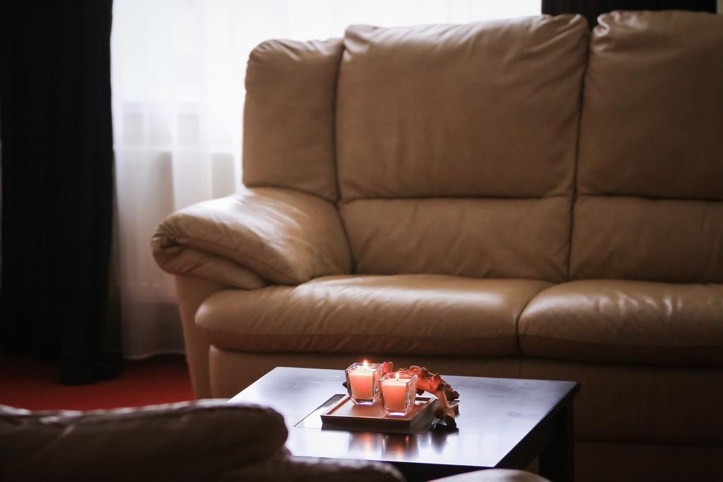 Hotel Palma Mažeikiai エクステリア 写真